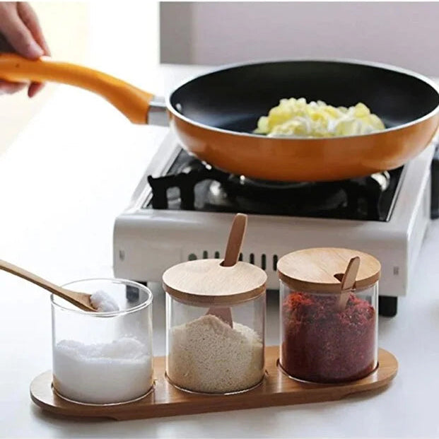 Lot de 3 pots à épices en verre avec couvercles, cuillères en bambou et base en bois