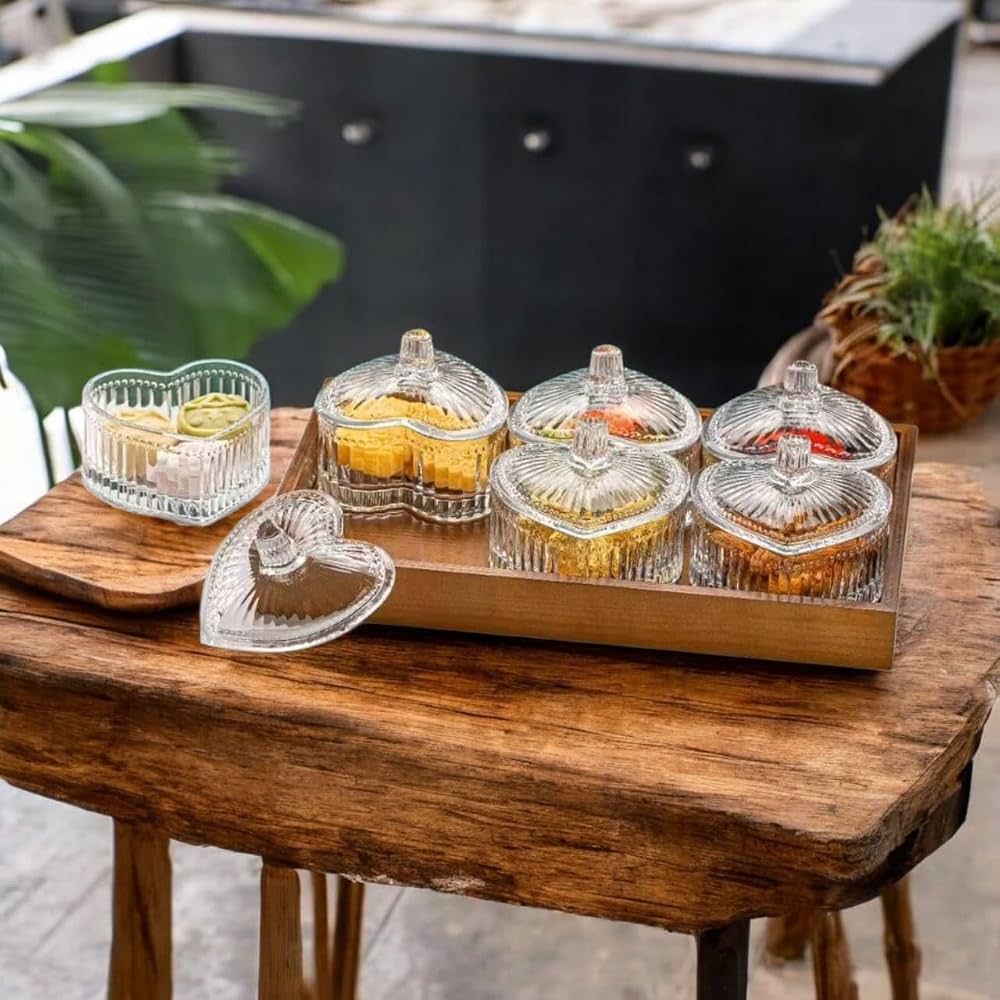 Set de 6 Bonbonnières en Verre en Forme de Cœur avec Plateau en Bois