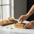 Râpe à Fromage avec Récipient en Bambou